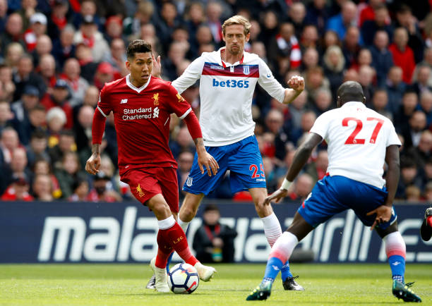 足球是一項 足球是一項